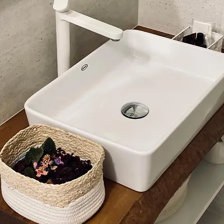 Old Stories Oda ve Kahvaltı